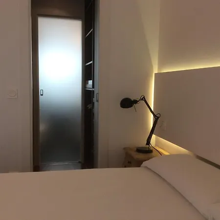 Decor En Gros Con Vistas Al Río * San Sebastián