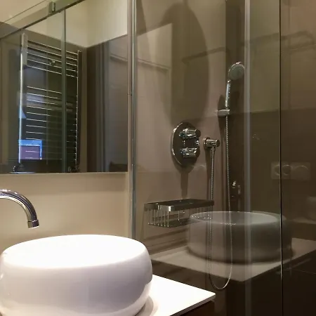 Decor En Gros Con Vistas Al Río San Sebastián