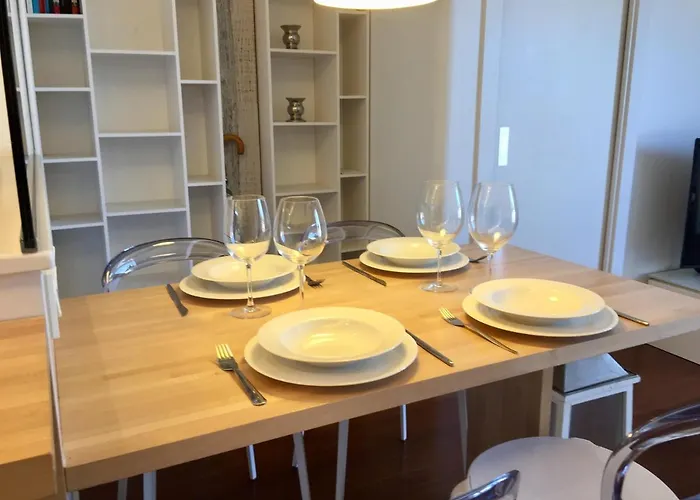 Decor En Gros Con Vistas Al Río